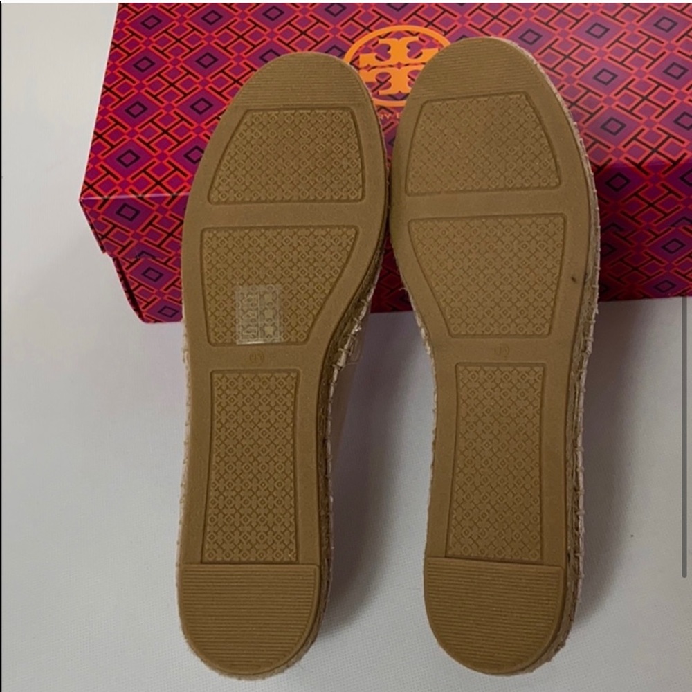 SOLD Tory Burch Poppy logo shell pink espadrilles - Picture 5 of 6
